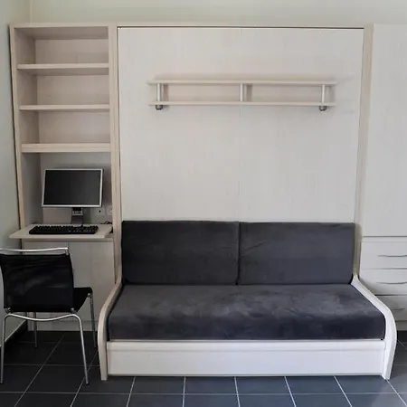 Apartment Aux Jardins De L'isle